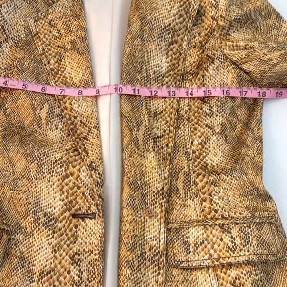 Together Brand Blazer and Pants set. Size 8. - Picture 15 of 16